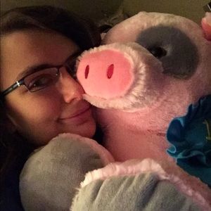 Meet your Posher, Evelyn